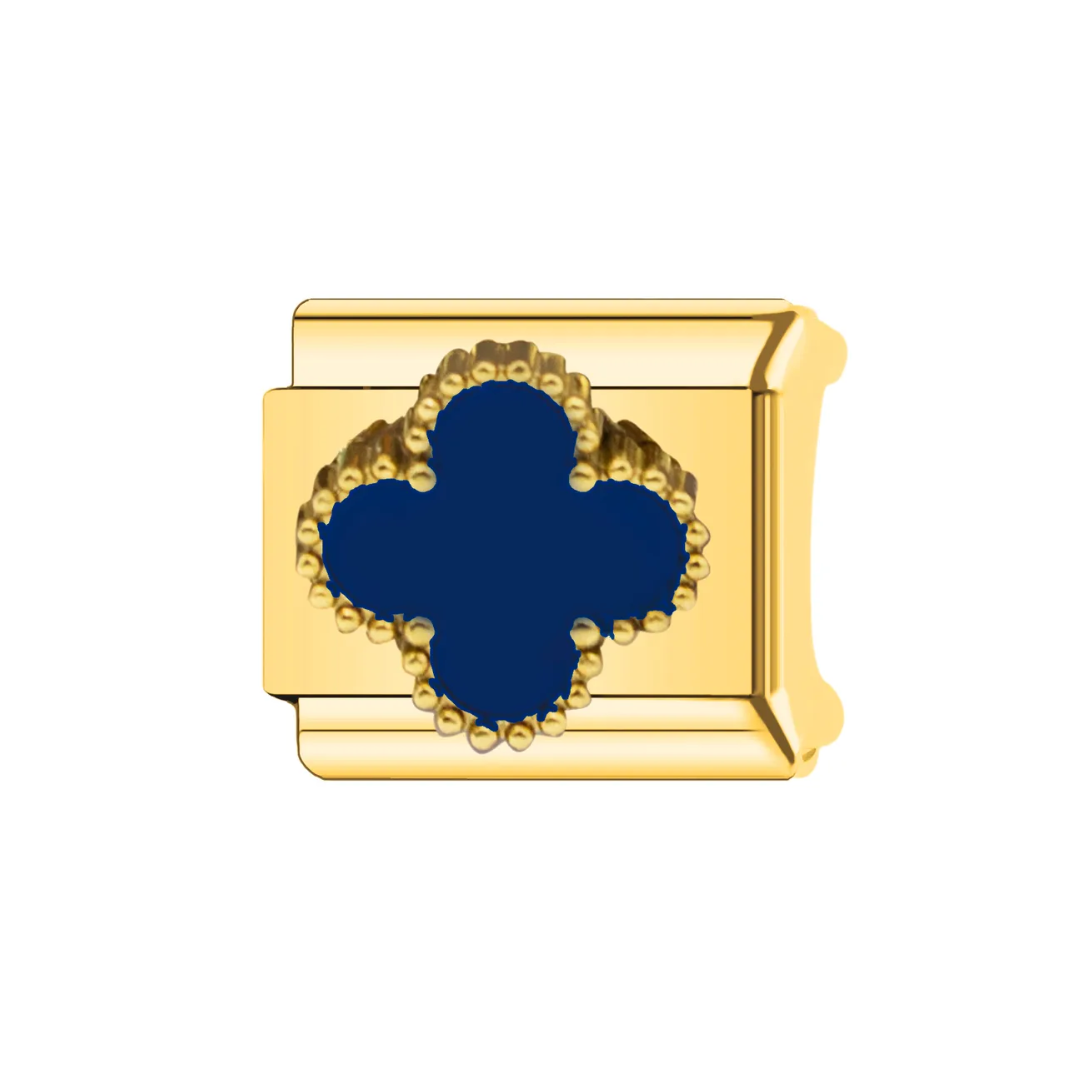IB Charm Trebol Oro
