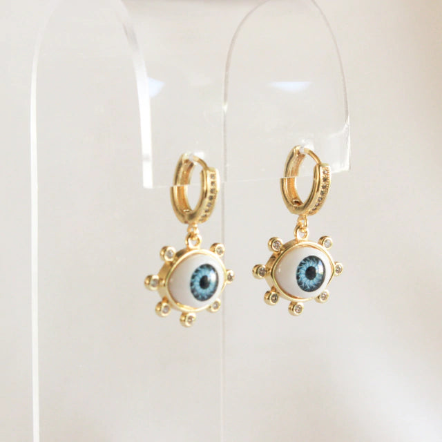 Aretes Ojo