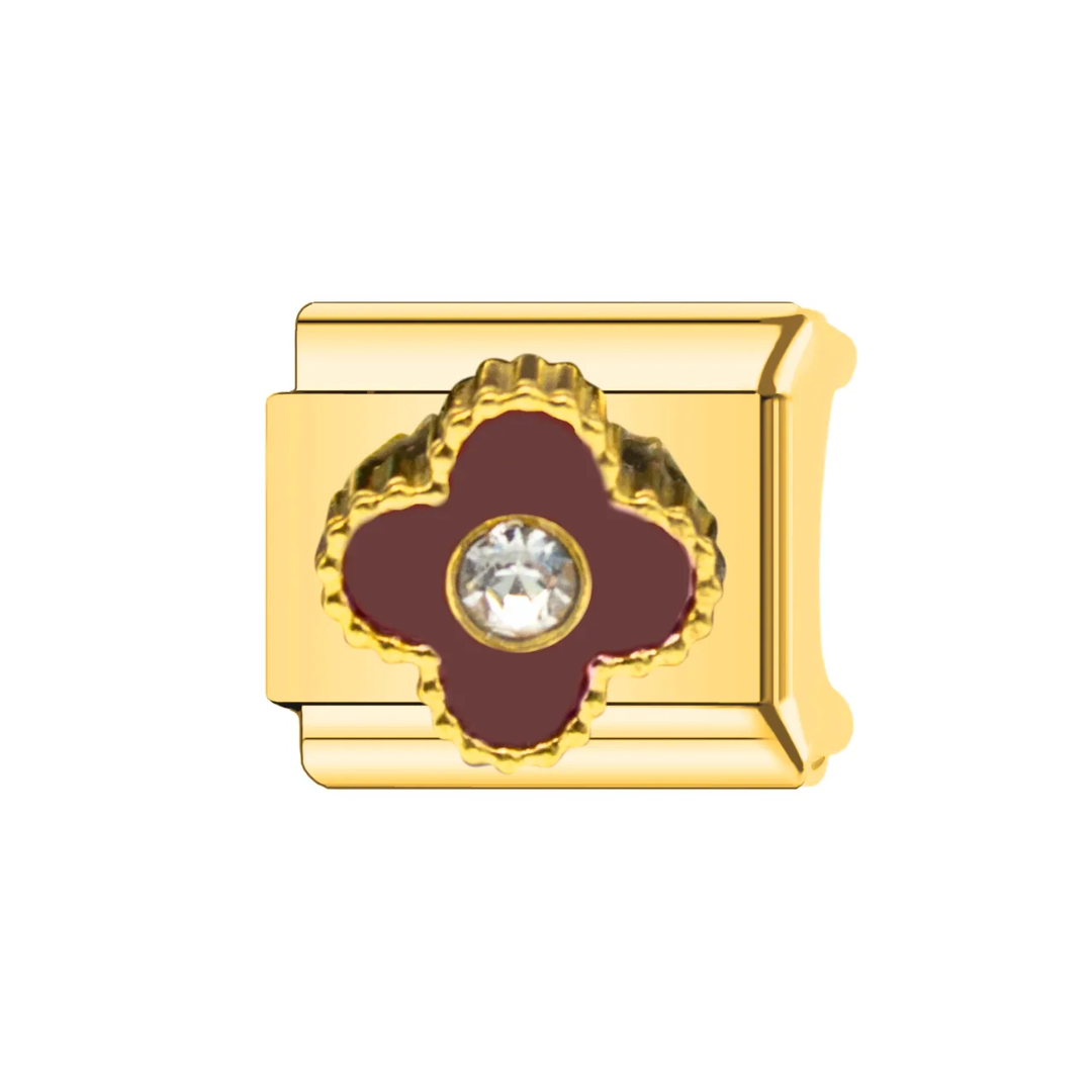 IB Charm Trebol Luki