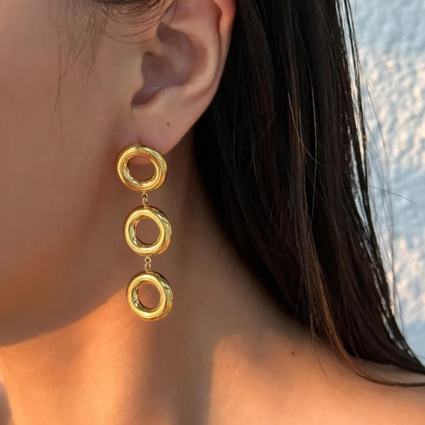 Aretes Omega