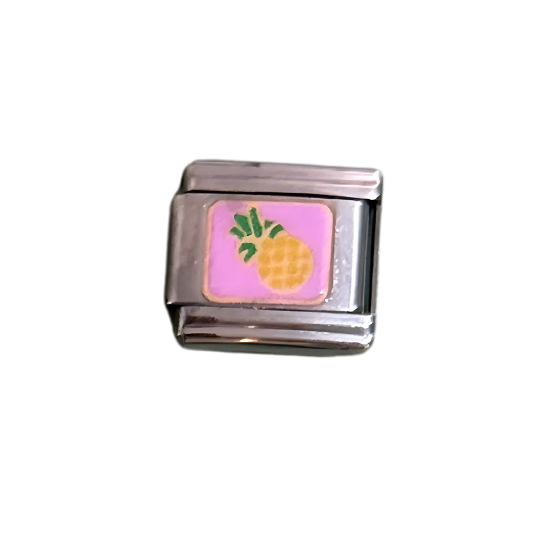 IBP Charm Piña
