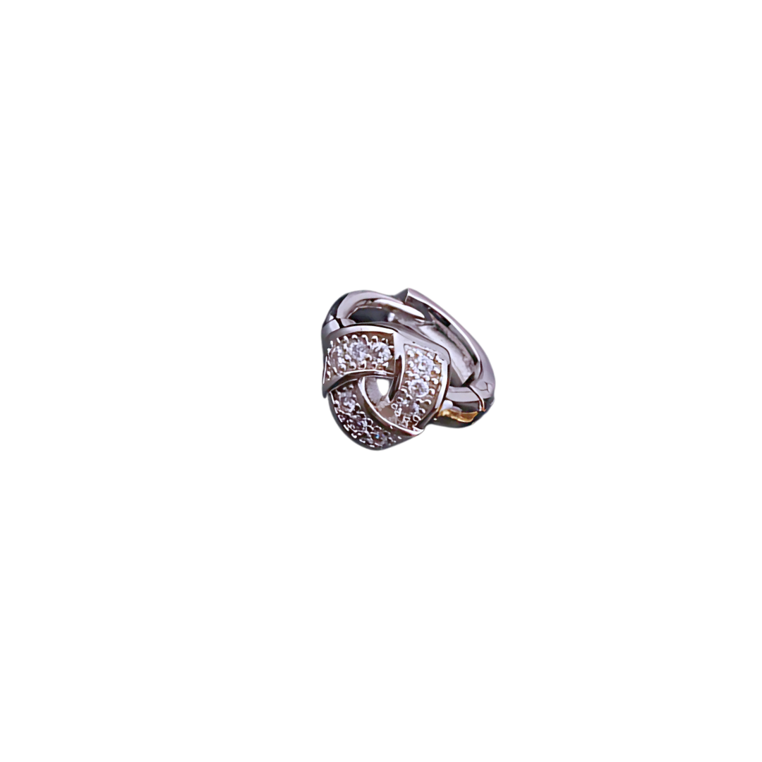 Hoop piercing knot