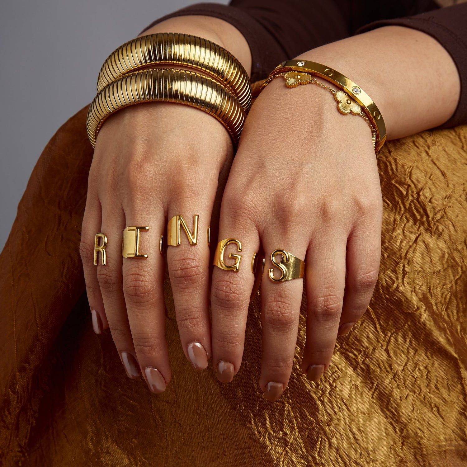 Anillos