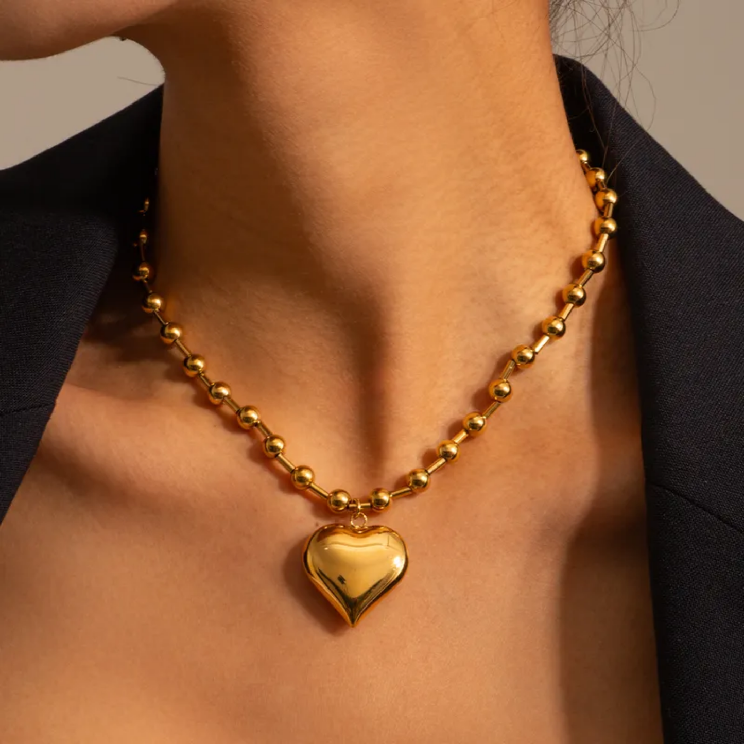 Collar Sphere Heart
