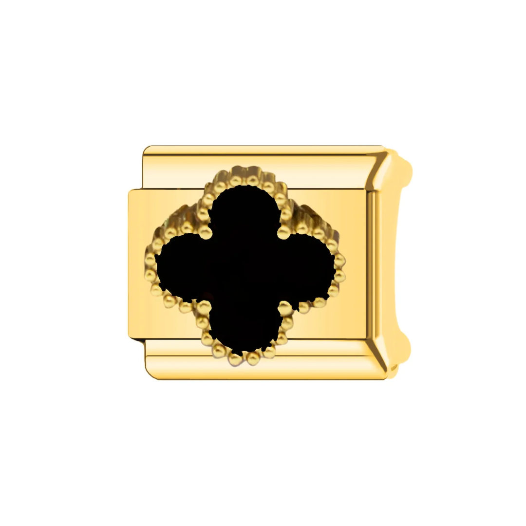 IB Charm Trebol Oro