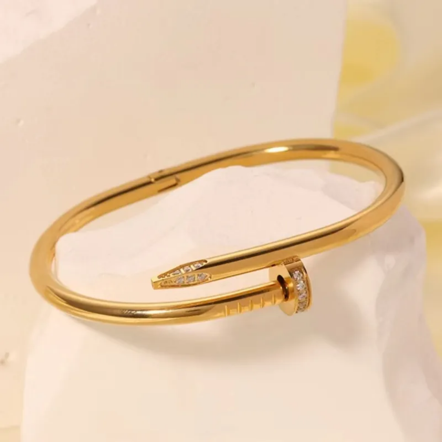 Brazalete Cartier crystal tip