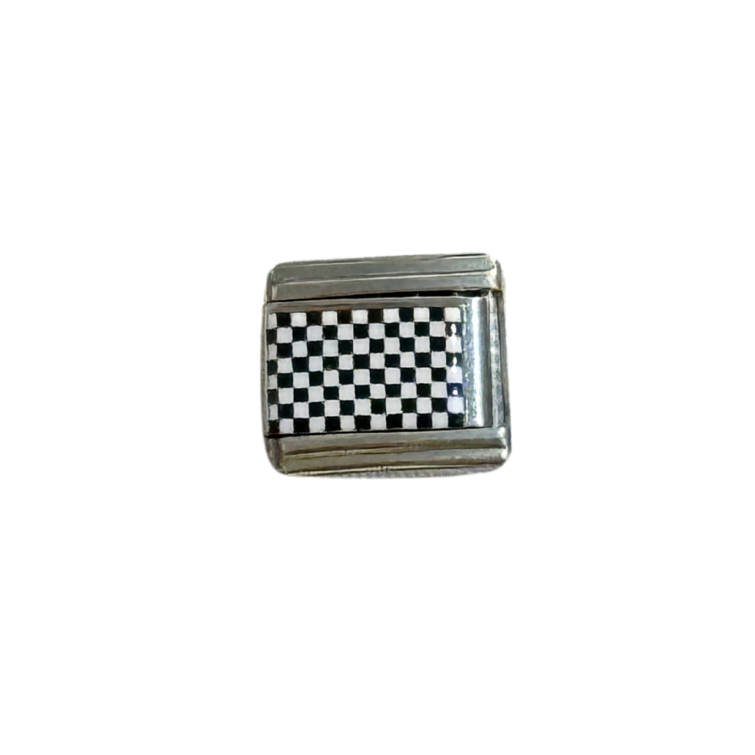 IBP Charm Cuadrados negros
