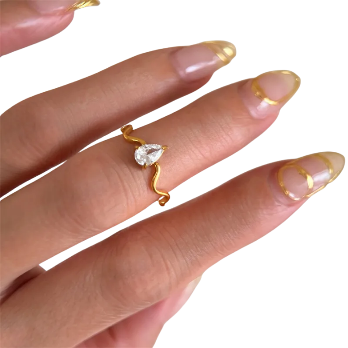 Anillo Zircon Teardrop