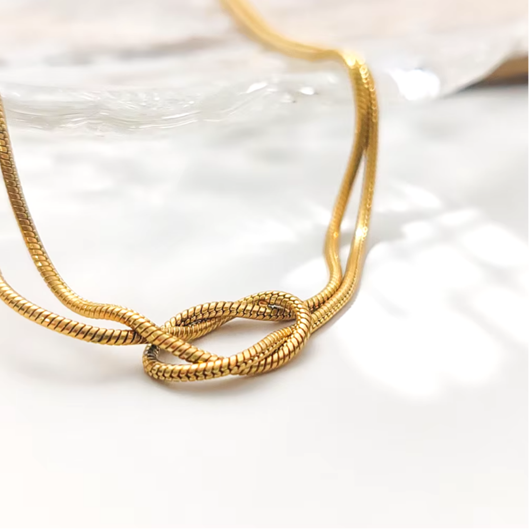 Collar nudo tiny