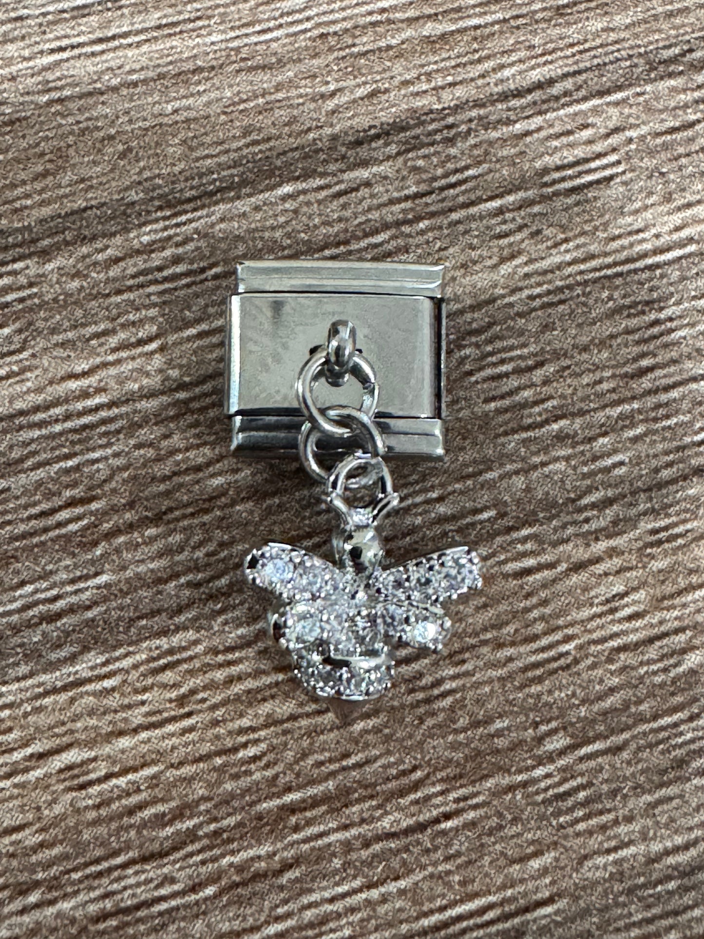IBC Charm Bee