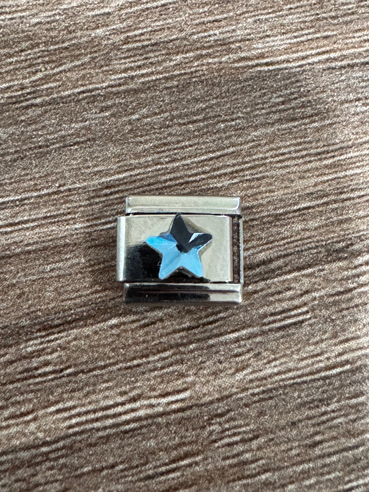 IB Charm Star