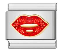 IB Charm labios