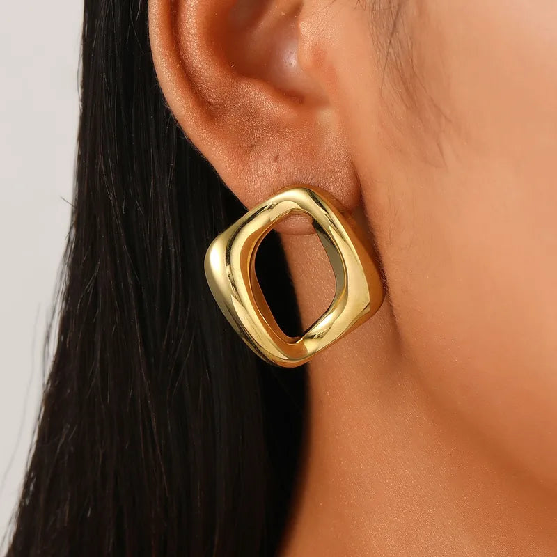 Aretes Otis Square